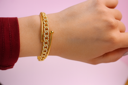 Pulsera dorada con zirconias