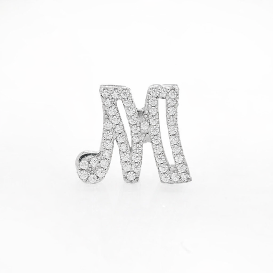 Inicial  M plateada