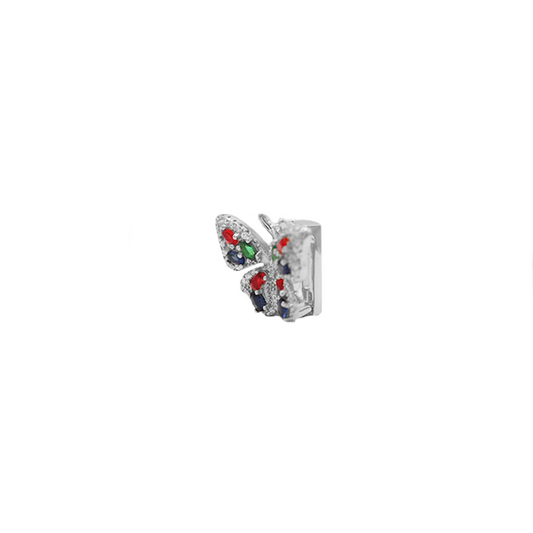 Mariposa plateada con piedras