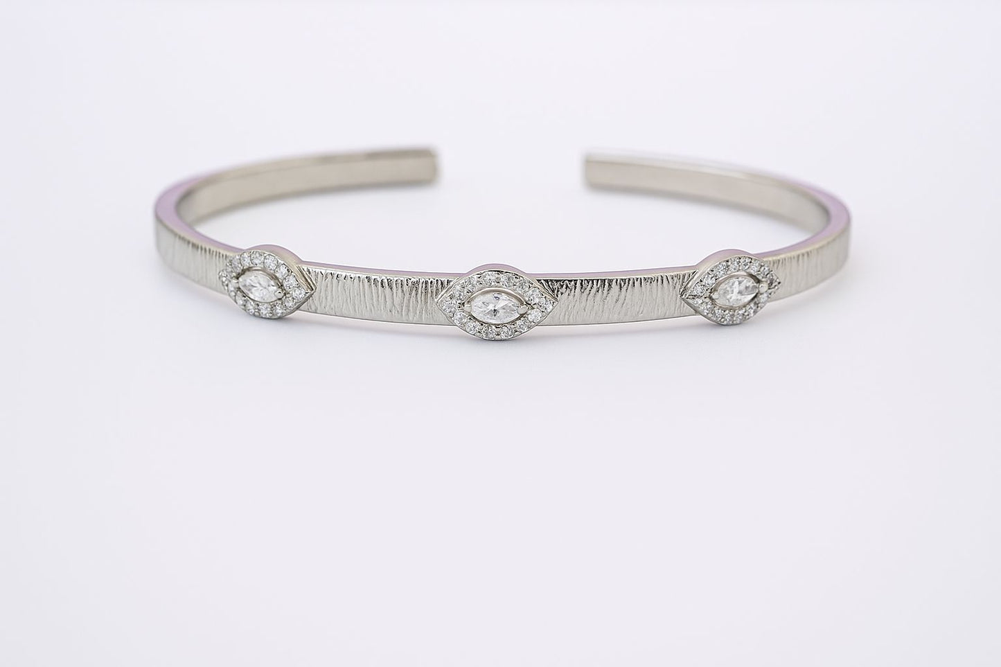 Pulsera de acero inoxidable con evil eye y zirconias