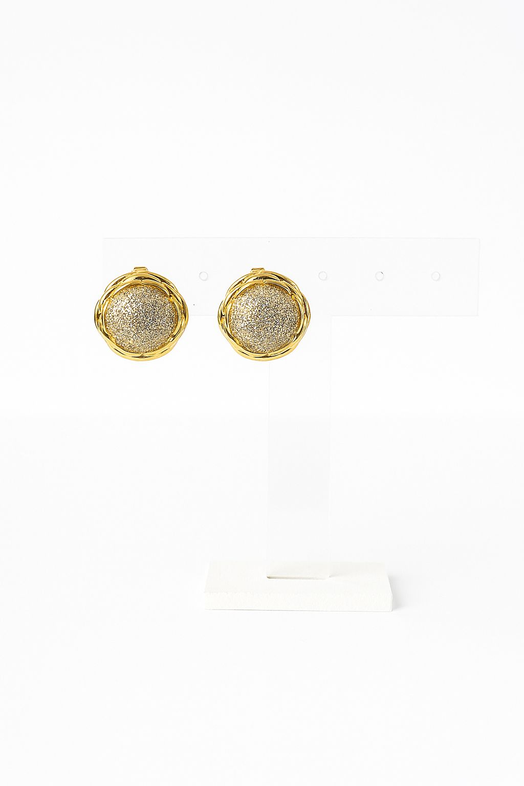 Aretes circulo dorado con zirconias