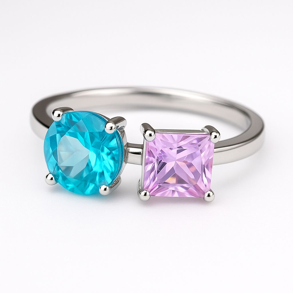 Anillo de piedras plateado