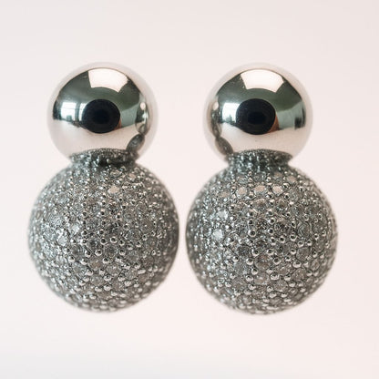 Aretes plateados gota con zirconias