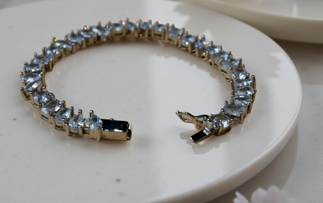 Pulsera plateada de cristal